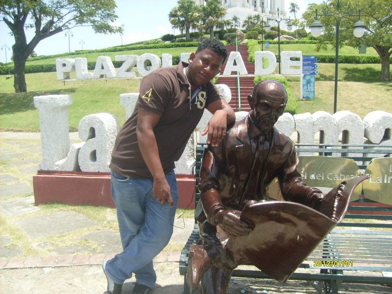 Date this charming Dominican Republic man Robert cabrera from Santo Domingo DO21208