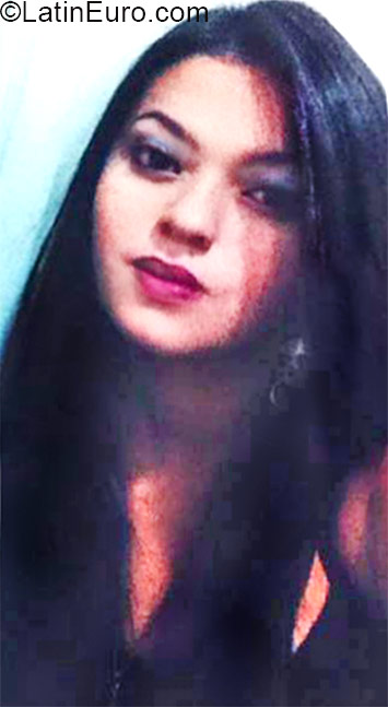 Date this delightful Brazil girl Ana Paula from Barueri BR9207