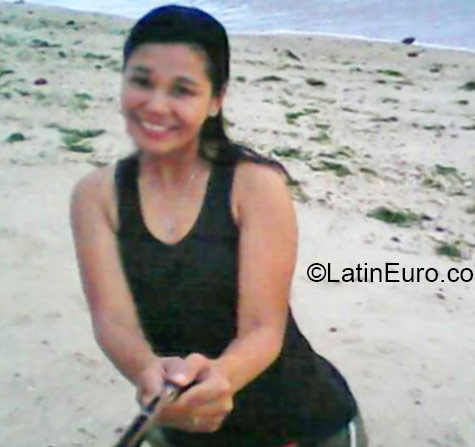 Date this charming Philippines girl Shiela from Iloilo City PH749