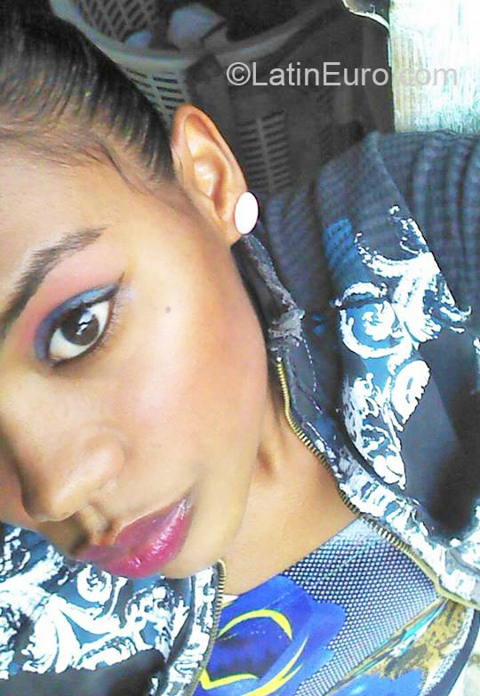 Date this cute Dominican Republic girl Raquel from San francisco de macoris DO21387