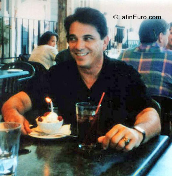 Date this gorgeous United States man LOURENCO from Elk Grove US15920