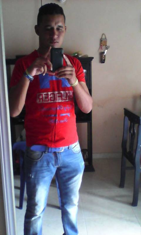 Date this athletic Colombia man Josue from Santa Marta CO17140