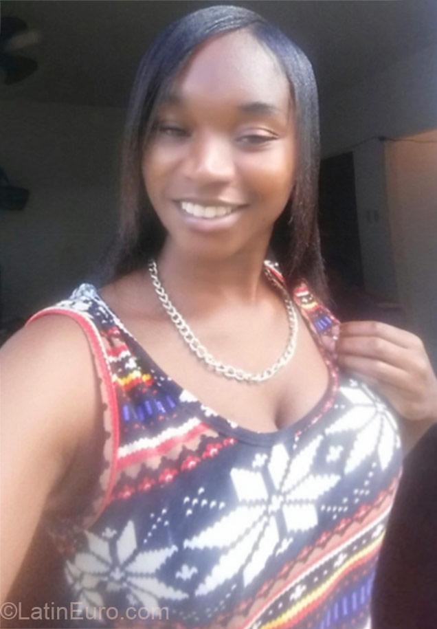 Date this pretty Jamaica girl Lady_Ice from Kingston JM2003