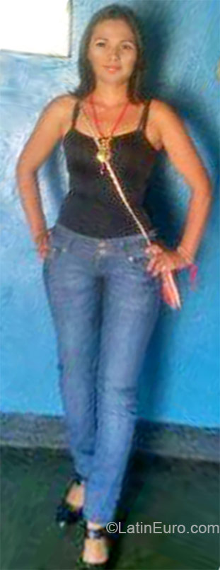 Date this lovely Venezuela girl Maria from Lara VE461