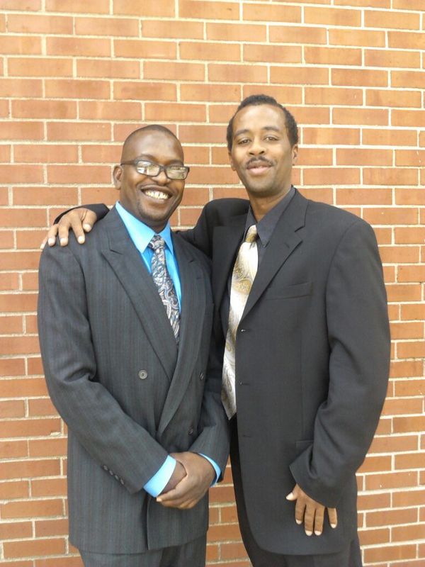 Date this georgeous United States man DeMilo from Danville US16042