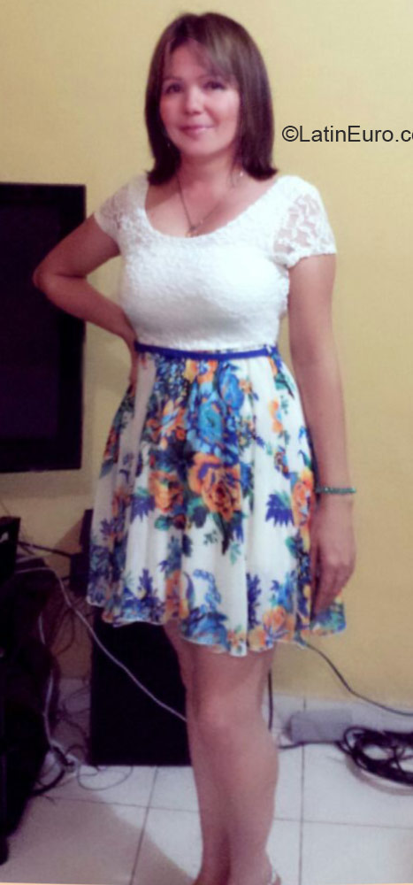Date this athletic Honduras girl Teresa from San Pedro Sula HN1535