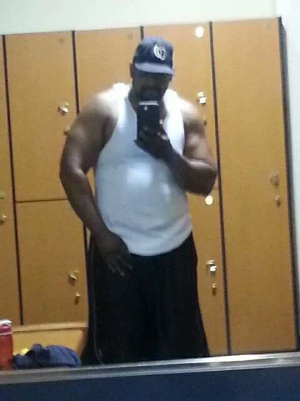 Date this voluptuous United States man Ricardo from Washington D.C. US16237