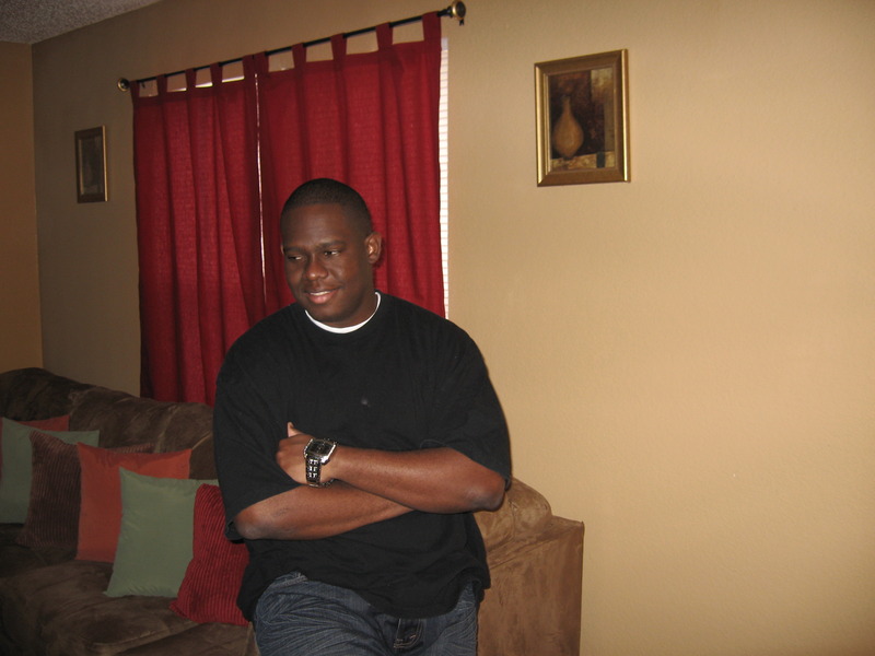 Date this tall United States man Caywamie from Dallas US16318