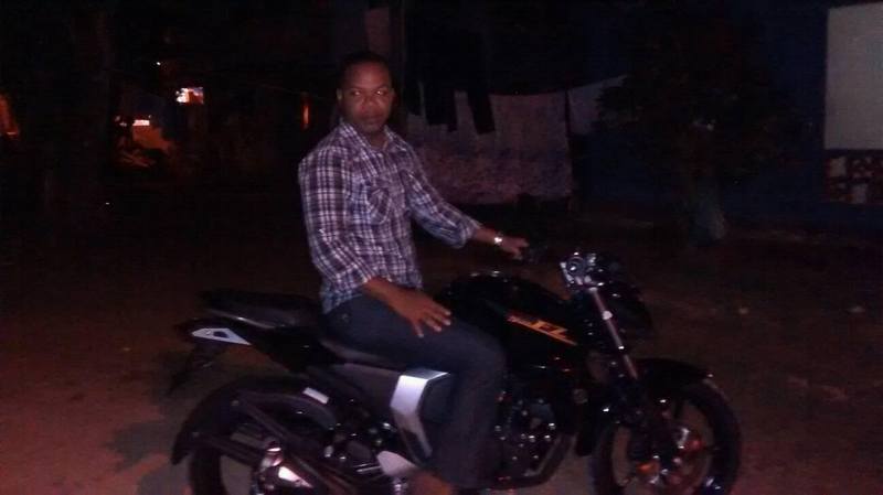 Date this happy Colombia man Edwin Pomare from Archipielago De San Andres Island. CO17811