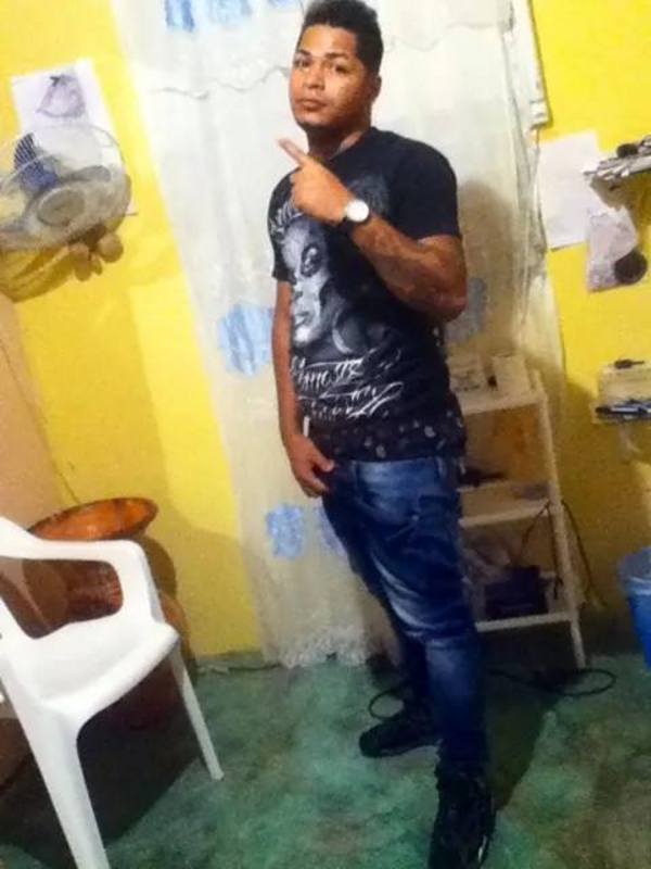 Date this hot Dominican Republic man Victor manuel from Sampedro De Macoris DO22965