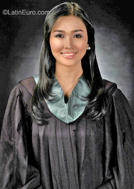 Date this young Philippines girl Karen from Manila PH817