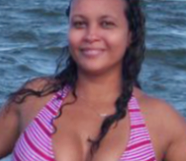 Date this nice looking Venezuela girl Desire from valencia VE634