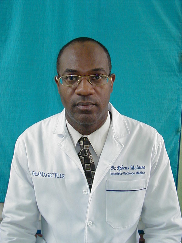 Date this hot Dominican Republic man Robens Molaire from Santo Domingo DO23767