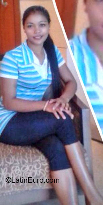 Date this delightful Philippines girl Vicky from Ilagan and jeddeh PH840