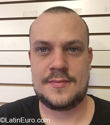 Date this sensual United States man ChumsaeB3 from Auburn US16720