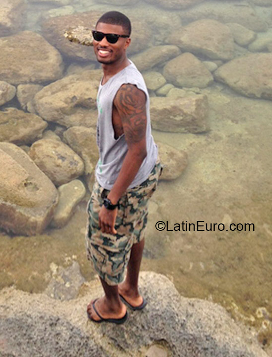 Date this charming United States man JJMcRae from Arlington US16816