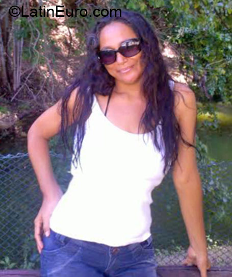 Date this cute Brazil girl Francilene from Vitoria BR9536