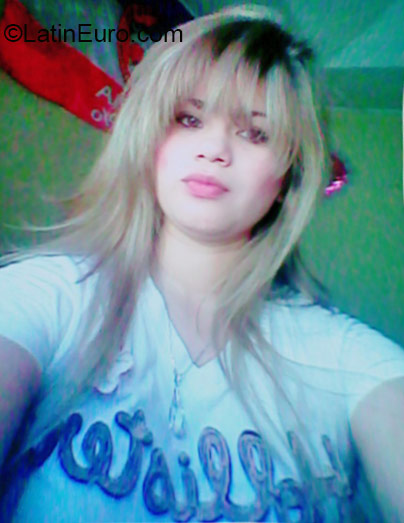 Date this young Honduras girl Alexa from Tegucigalpa HN1900