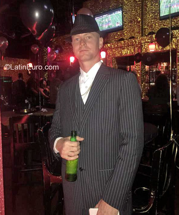 Date this charming United States man Mjfond from Tampa US16855