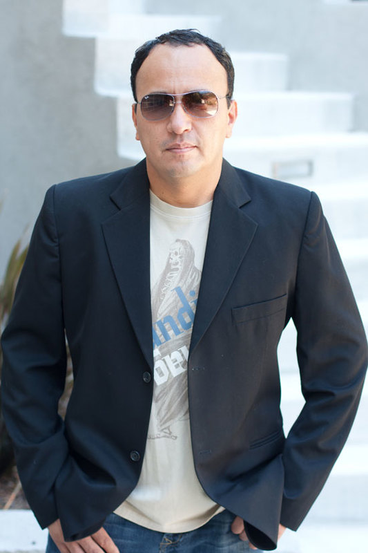 Date this fun United States man Ray from Los Angeles US16881