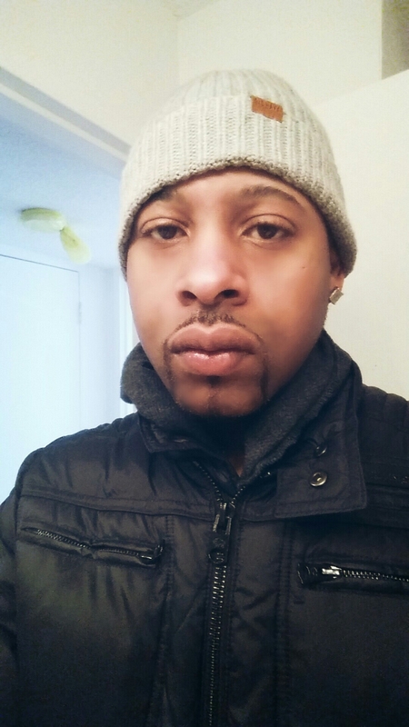 Date this pretty United States man Amari from Philadelphia US16882