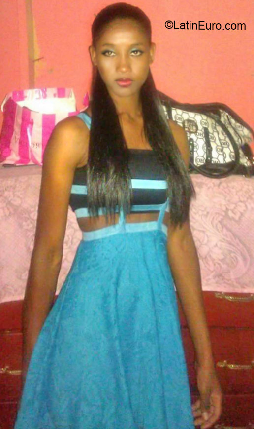 Date this hot Jamaica girl Tracy from Kingston JM2240