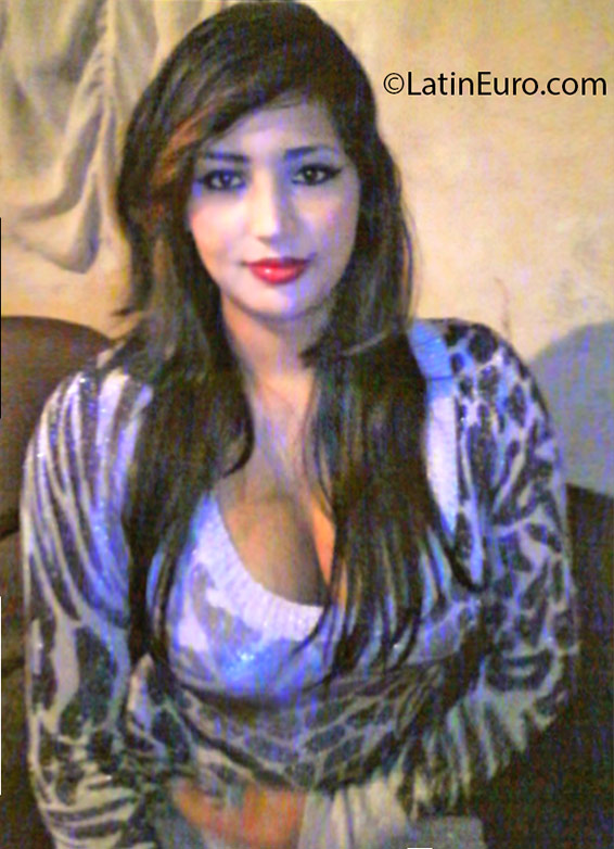 Date this stunning Honduras girl Angelica from Tegucigalpa HN1971