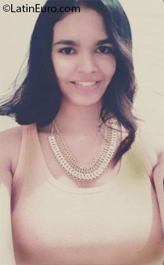 Date this cute Honduras girl Alejandra from Tegucigalpa HN1982