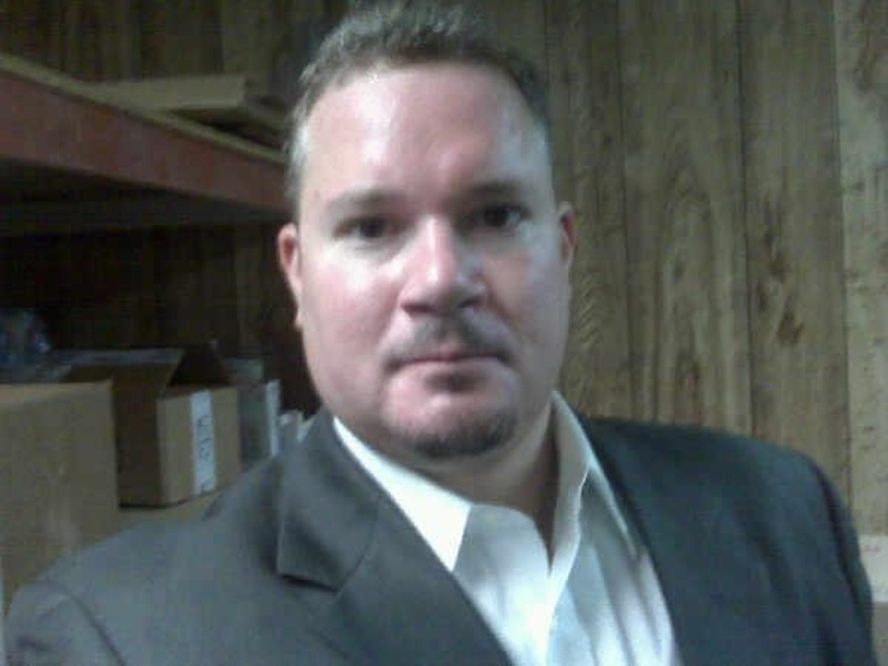 Date this attractive United States man Cheers from New York US16966