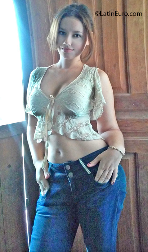 Date this charming Honduras girl Sindy from San Pedro Sula HN2072