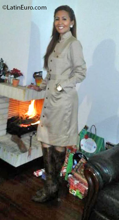 Date this athletic Venezuela girl Maria from Caracas VE660