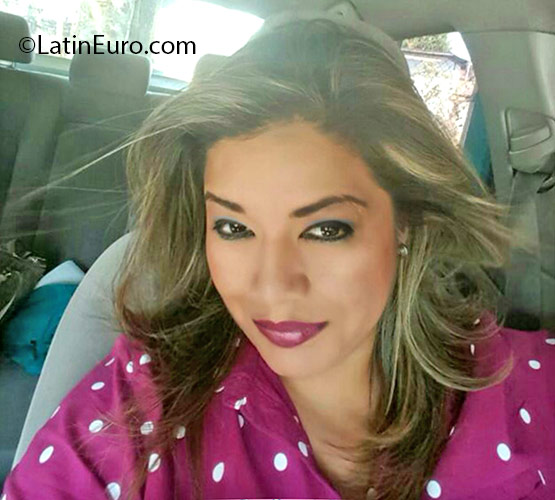 Date this funny Panama girl Jackeline from Panama City PA941