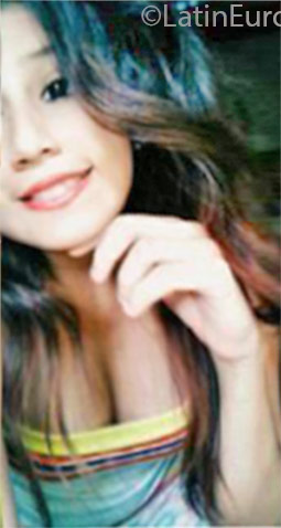 Date this sensual Panama girl Melany from Panama City PA946