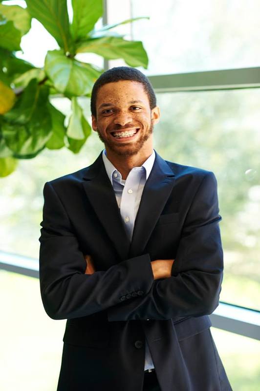 Date this young United States man Justin from Houston US17324