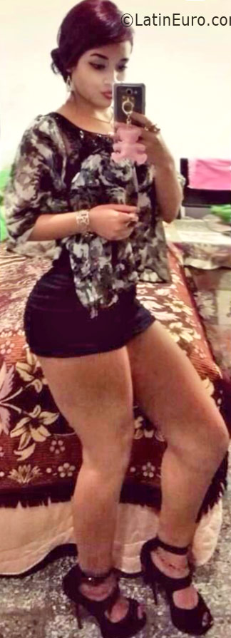 Date this cute Honduras girl Angie from Tegucigalpa HN2200