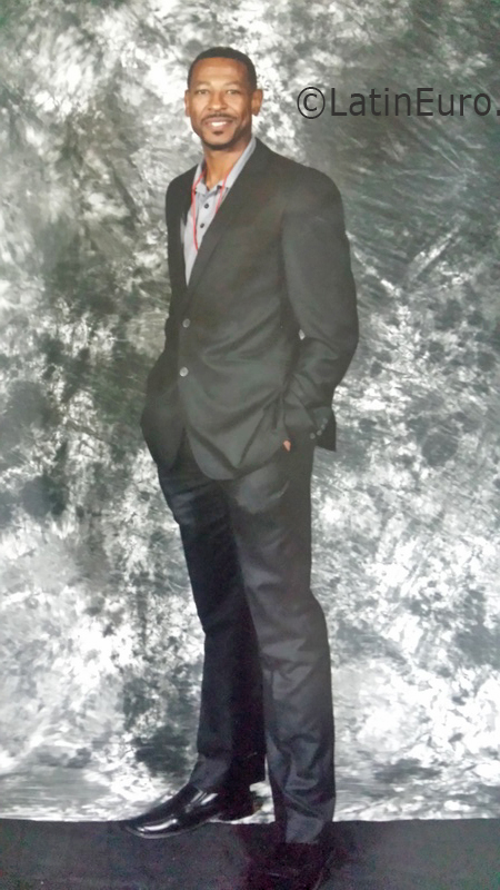 Date this sultry United States man Louis from Minneapolis US17439