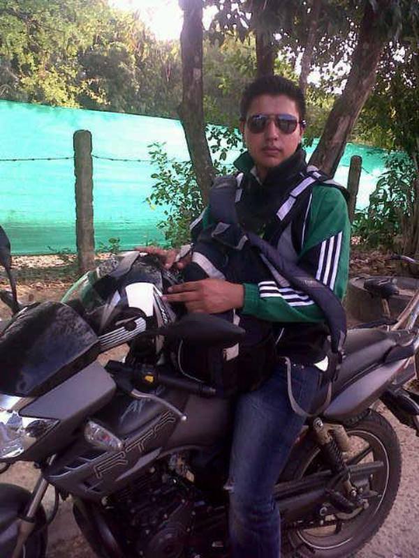 Date this charming Colombia man Leonardo2811 from Bogota CO19081