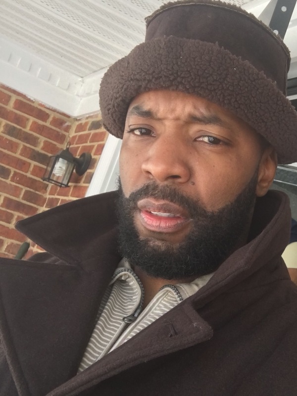 Date this hot United States man Hassan from Washington US17458