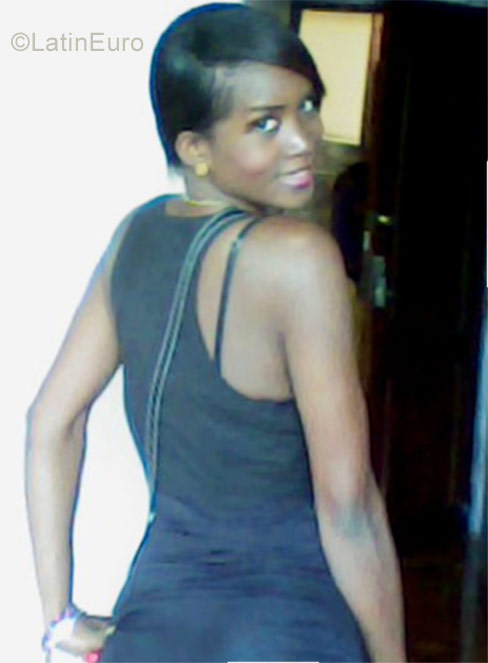 Date this georgeous Ecuador girl Silvia from Quito EC191