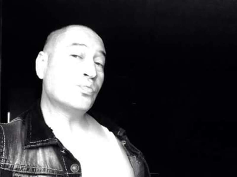 Date this happy United States man Macchiato from Stockton US17736