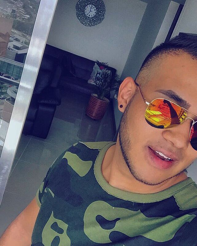 Date this sultry Colombia man Mateo from Medellin CO19851