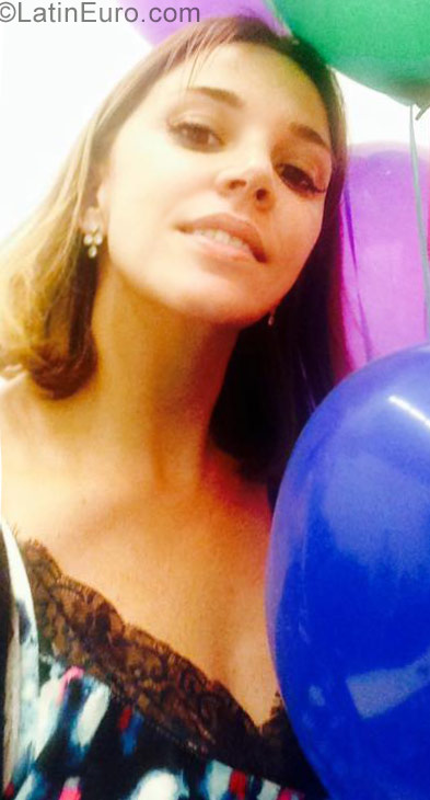 Date this gorgeous Brazil girl Paula from Sao Paulo BR9847