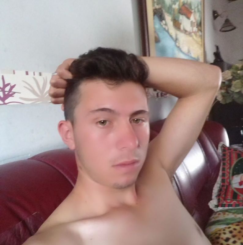 Date this nice looking Colombia man Andres salazar from Bello CO20179