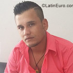 nice looking Colombia man Eric from Tulua CO21061