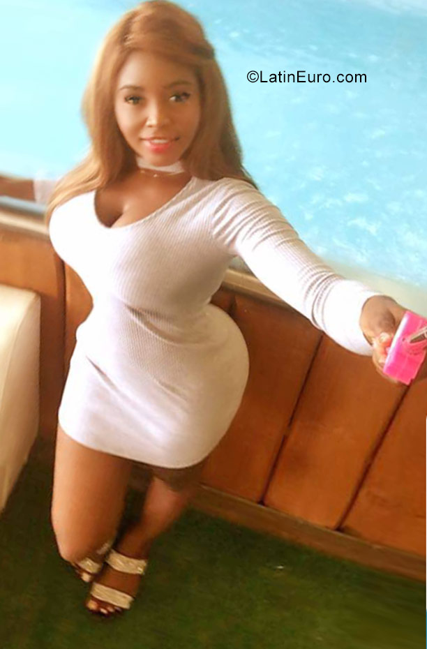 Date this beautiful Spain girl Natasha from Madrid ES372