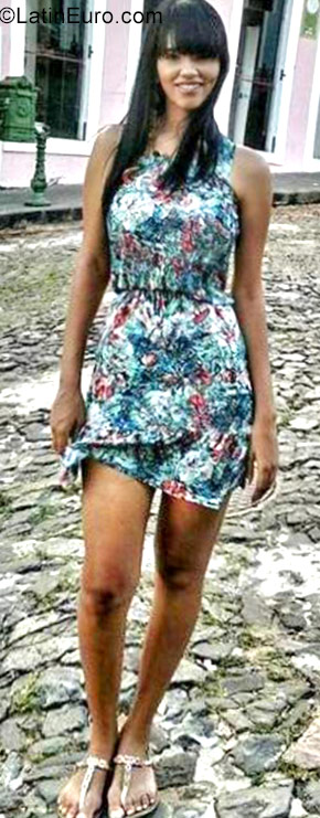 Date this lovely Brazil girl Linne from Jundiai BR10069
