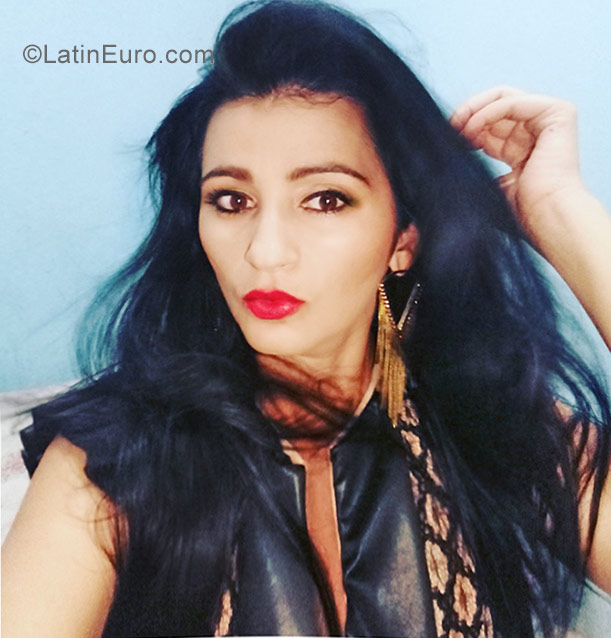 Date this delightful Brazil girl Cristina from Parauapebas BR10542