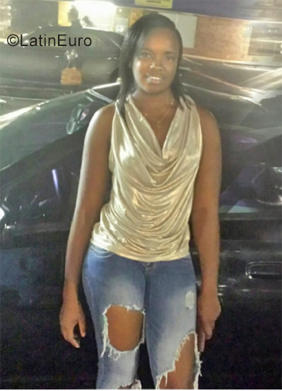 Date this gorgeous United States girl Kayane from Decatur US18278