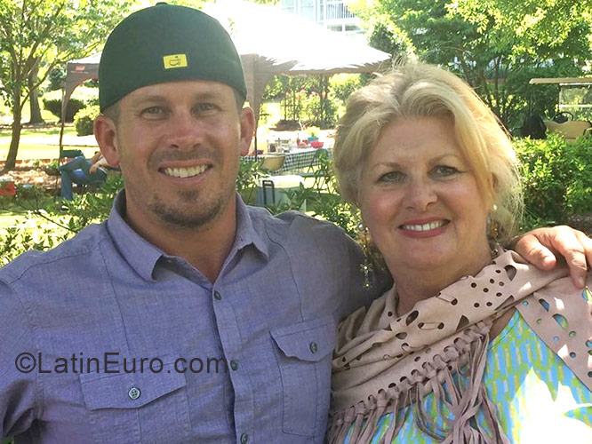 Date this funny United States man Ray from Atlanta US18312