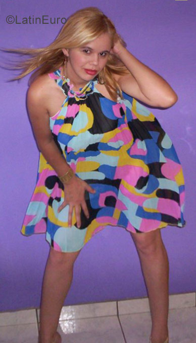 Date this beautiful Brazil girl Silvane from Ponte Nova BR10484